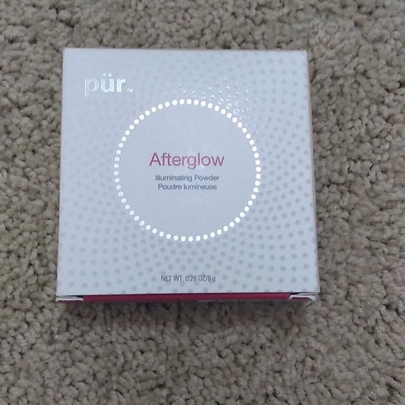 ❤️❤️ BNEW PUR AFTERGLOW ILLUMINATING POWDER ❤️❤️ - Picture 1 of 2